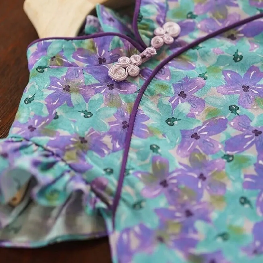 复古中式飞袖碎花旗袍裙 Vintage-Style Ruffled Sleeve Floral Cotton Qipao Dress