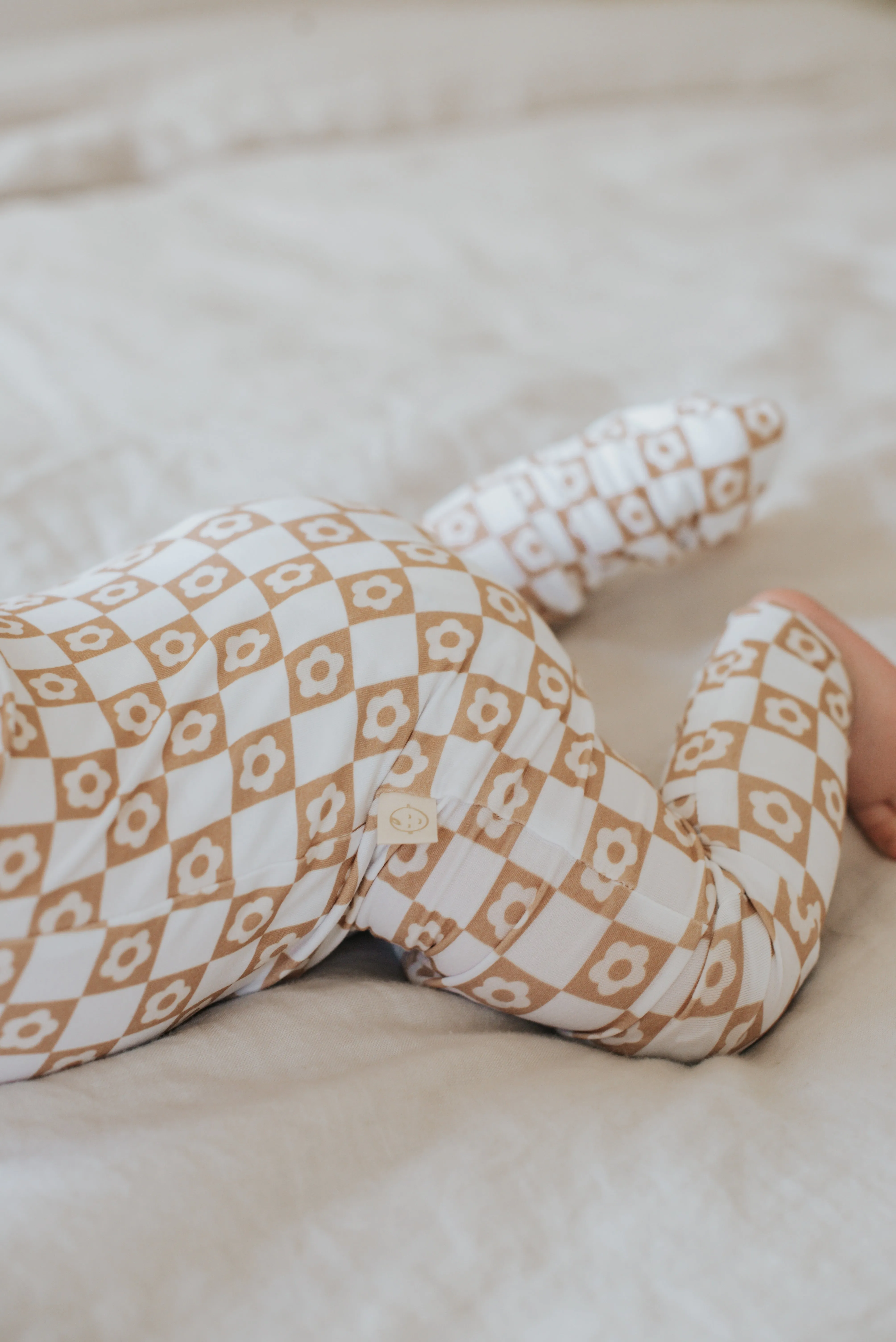 Bamboo Zip Baby Pajamas - Checkered Daisies