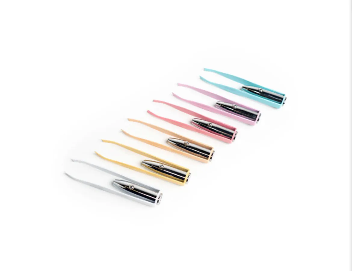 Center Stage Spotlight Tweezers