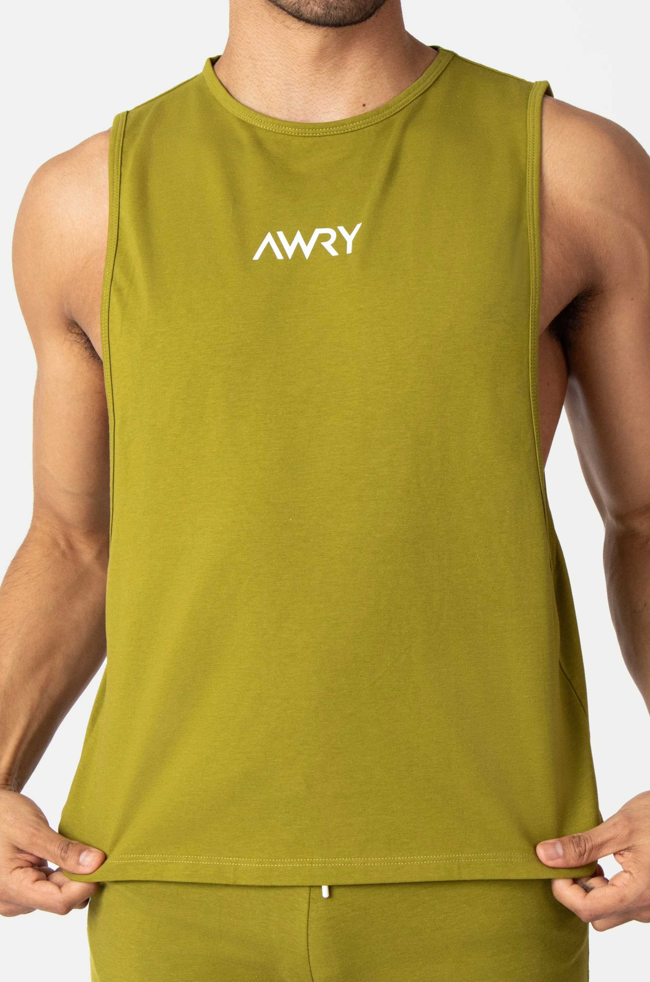 VERS Tank Top - Olive